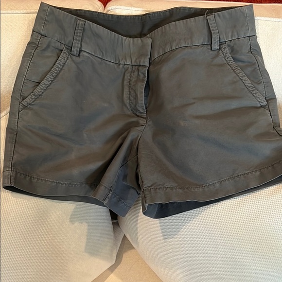 J. Crew Women's Military Green Cargo Shorts size 8 - Picture 1 of 13